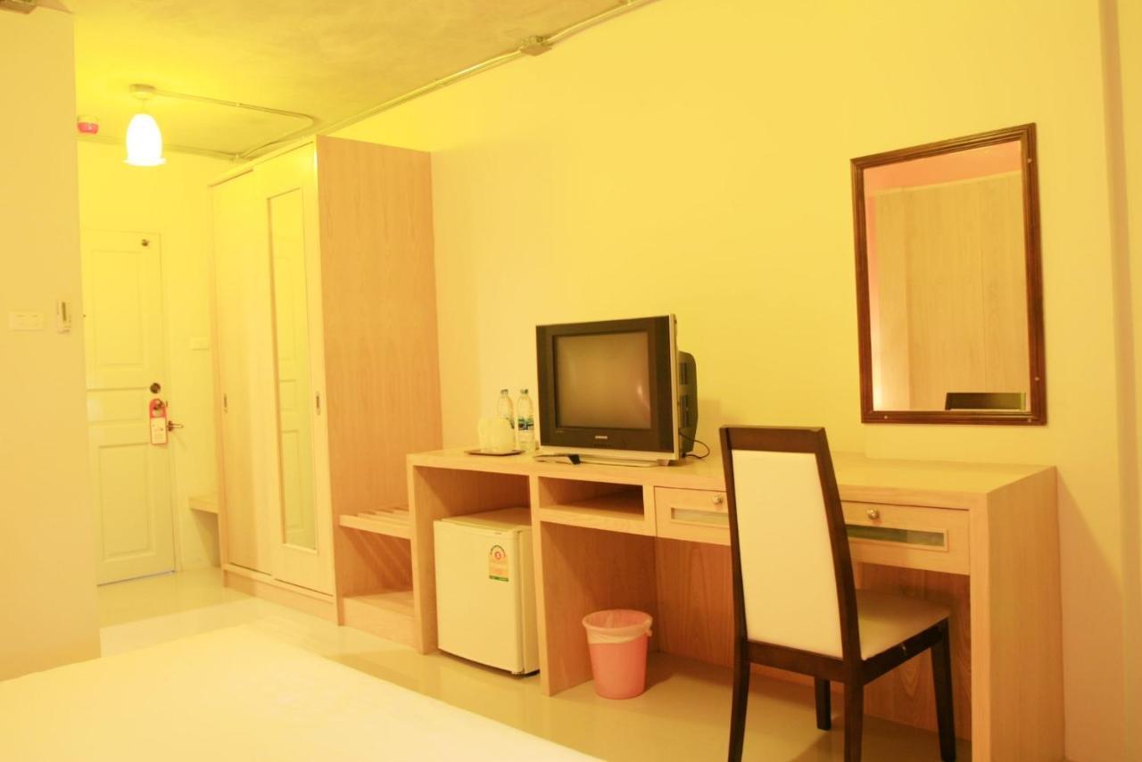Bansabai Sabaidee Service Apartment Bangkok Ngoại thất bức ảnh