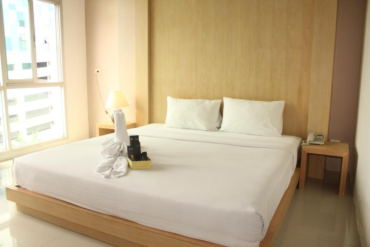 Bansabai Sabaidee Service Apartment Bangkok Ngoại thất bức ảnh