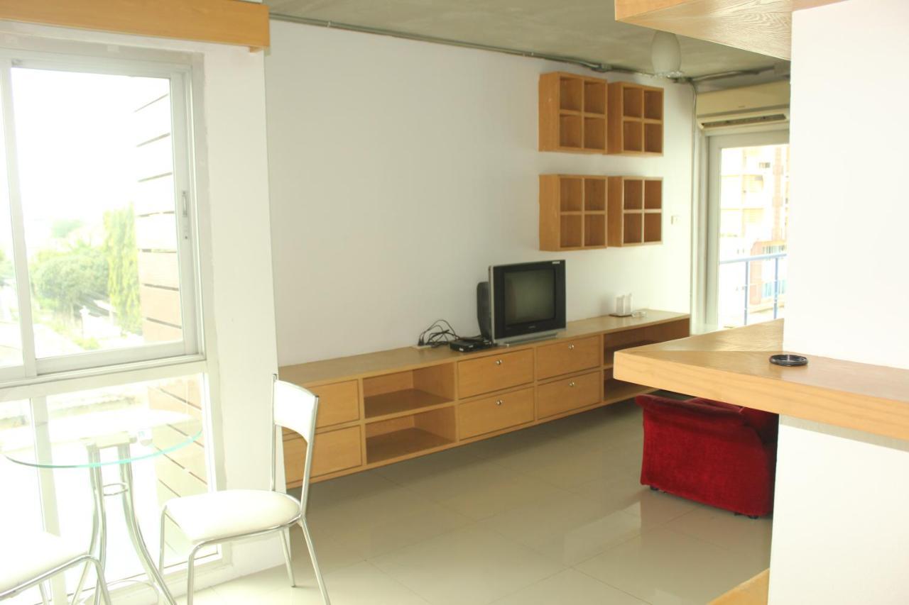 Bansabai Sabaidee Service Apartment Bangkok Ngoại thất bức ảnh